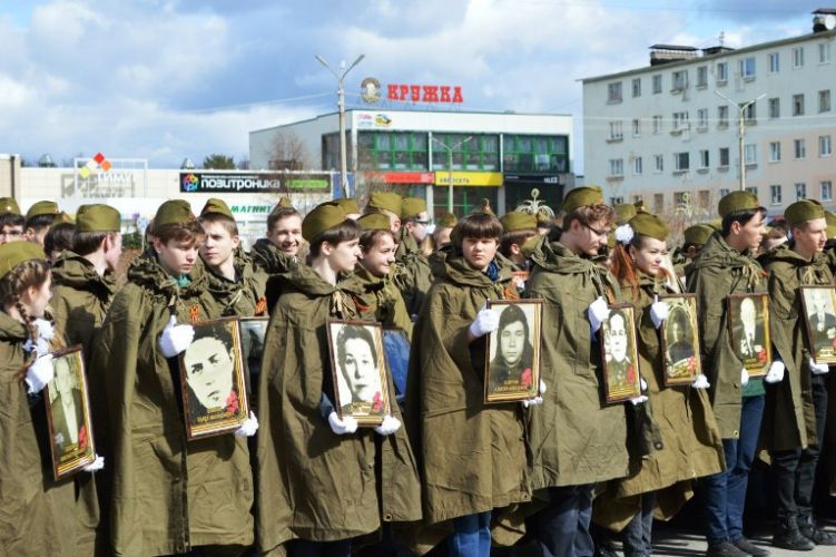 МОНЧЕГОРСКИЙ "БЕССМЕРТНЫЙ ПОЛК"