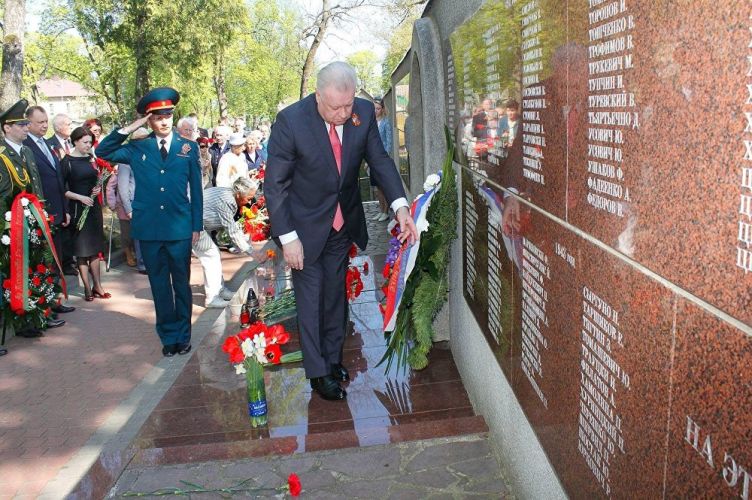 3573 воина захоронены на кладбище в г. Вильнюсе