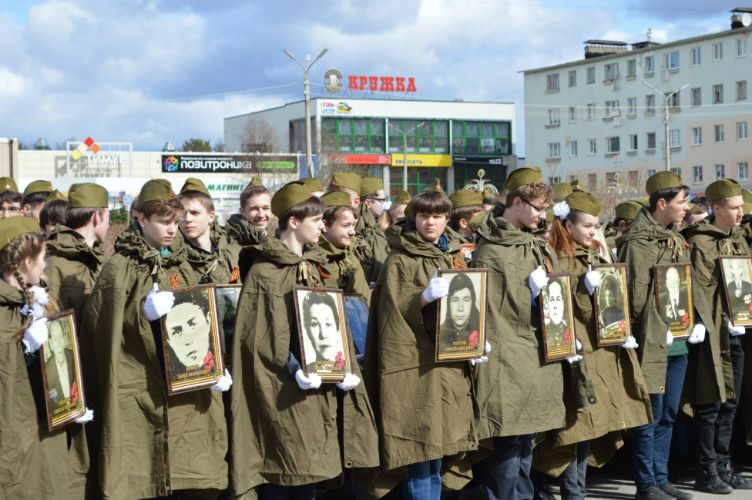 Жителей Мончегорска приглашают встать в ряды «Бессмертного полка»