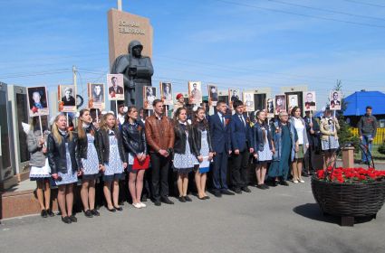 У мемориала села Терентьевского