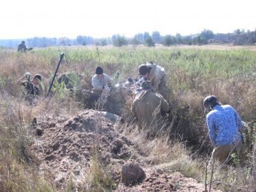 Обнаружена траншея с погибшими бойцами