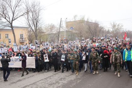 плохая погода не помеха для шествия!