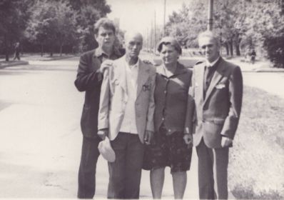 1987 год Федор Надеждин и Александр Богданов с женой