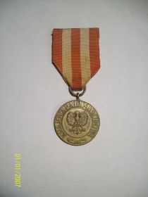 Медаль Победы и Свободы  («Medal Zwycięstwa i Wolności 1945»)