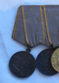 Две медали "За боевые заслуги"
