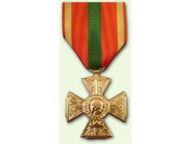 Крест добровольцев 1939-1945 « Croix du combattant volontaire »