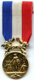 Медаль за мужество « Médaille du courage »