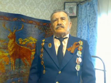 Медаль за отвагу, медаль красной звезды, медаль за победу, и.т.д