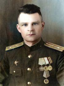 Орден Красной Звезды, За Кавказ, За Боевые Заслуги, За Победу над Германией, 30 лет Советской Армии и флоту и т.д.