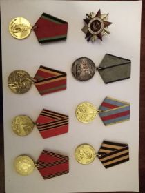 Медаль за освобождение Варшавы, Медаль за отвагу, Медаль за победу
