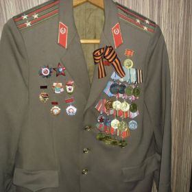 орден Красной Звезды, орден Отечественной войны 2-й степени, медаль за отвагу, за оборону Кавказа и др.
