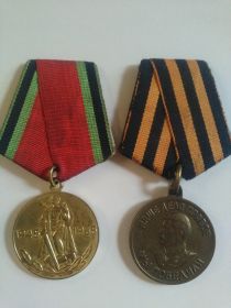 Медаль " За победу над Германией в Великой Отечественной войне", юбилейная медаль "Двадцать лет победы в Великой Отечественной войне".