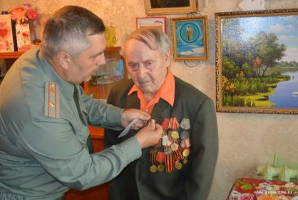 Две медали «За отвагу», Орден Отечественной войны II степени.