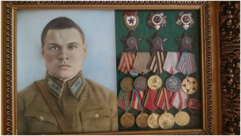 Два ордена "Красной Звезды", медали