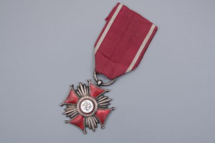 Польский крест "За заслуги"