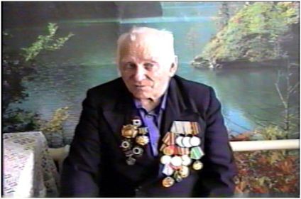 Медаль «За отвагу»	1944 год Медаль «За отвагу»	1944 год 3	Медаль «За отвагу»	1945 год  Медаль «За победу над Германией»	1946 год Юбилейная медаль «XXX лет...