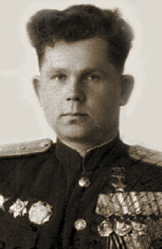 Герой Советского Союза (24.05.1943), Орден Ленина, Орден Красной Зведы , медали