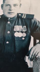 Медали-За отвагу,за Победу,Орден Отечественной Войны2 степени