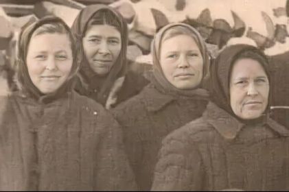 Труженники тыла  д.Чусовитиной