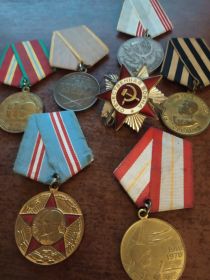 медаль " За боевые заслуги", орден "Отечественной войны"