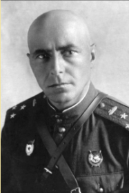Командир 113-й танковой бригадой Свиридов Андрей Георгиевич.