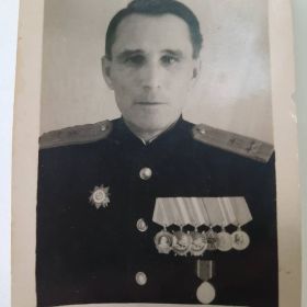 Орден Отечественной войны II степени (2) Орден Красного Знамени (2) Орден Ленина (2) Медаль «За победу над Японией» Орден Красного Знамени