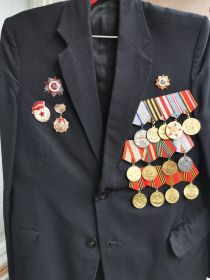 Имеет награды: Орден Отечественной войны II степени, Медаль «За отвагу» (1943 год), Медаль «За Победу над Германией» в Великой Отечественной войне  1941-1945 г.г. (9 июня 1945 года), «Медаль