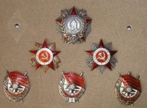 Был награжден званием ГЕРОЯ СОВЕТСКОГО СОЮЗА