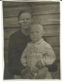 other-soldiers-files/em_i_mama_0.jpg