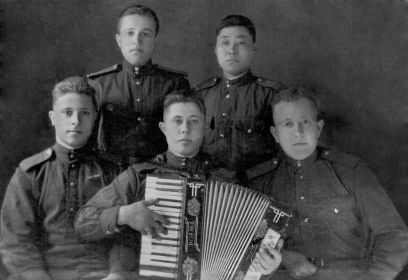 other-soldiers-files/lazarev_v.v._s_sosluzhivcami_0.jpg