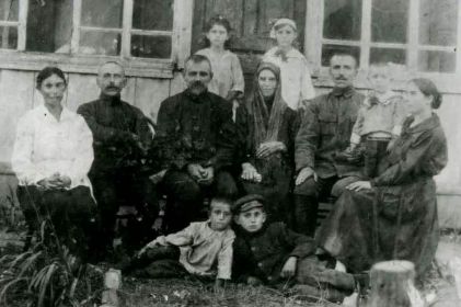 other-soldiers-files/semya_koshchiy_do_vov-050515_9.jpg