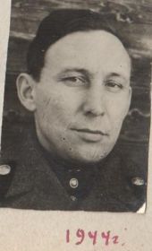 other-soldiers-files/vladimir_ivanovich_1944_g.jpg