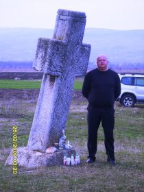 other-soldiers-files/pravnuk_maksim_aleksandrovich_v_rumynii.jpg