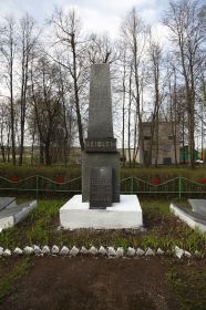 other-soldiers-files/memorial2_5.jpg