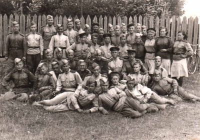 other-soldiers-files/grosheva_nat_iv_kollektiv1.jpg