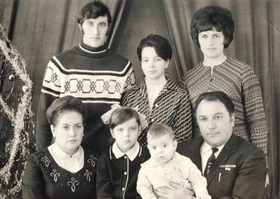 Алиференко Андрей Евгеньевич  с семьей