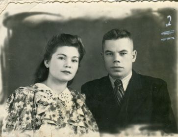 Щегольков Иван Сергеевич с женой Щегольковой Анной  Никитичной.jpg