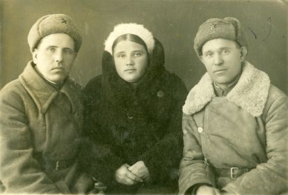 Фото с семьей Нерословых