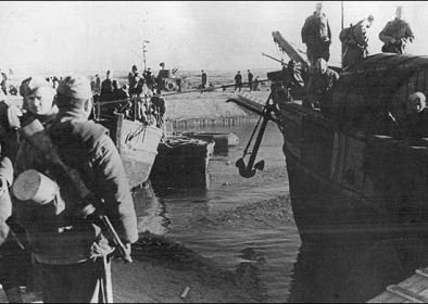 Керченско-Эльтигенская десантная операция, перед отплытием к берегам Керченского пролива (фото-документ)