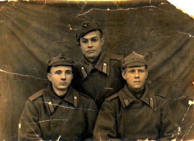 фото с армии г. Самарканд 1942 год. Антропов Григорий сзади.