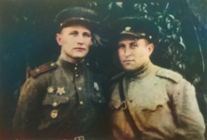 Фотография вместе с братом, Курковым Николаем Сергеевичем (1906-1993)