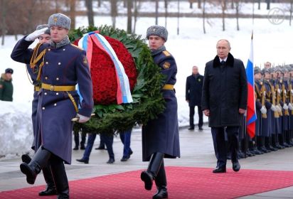По случаю 80 - летия годовщины  полного освобождения Ленинграда от фашисткой блокады.
