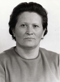 Туманина Валентина Тимофеевна (участник войны; военный радист) - супруга.