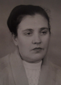 Зинаида Ивановна, старшая дочь.