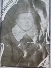 Старший брат: Александр Степанович Жабин. Погиб на фронте в Карелии.