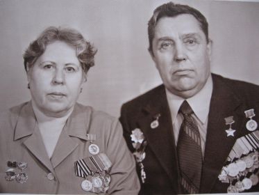 С женой, Еленой Ивановной, участницей ВОВ, ефрейтор