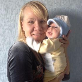 внучка  ОДИНА с праправнуком АДЕЛЬ
