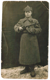 Петухов Александр Васильевич: младший брат. Фото 1942 года.