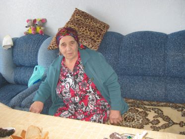  Дочь Фаррахова Мунавара (81 год)