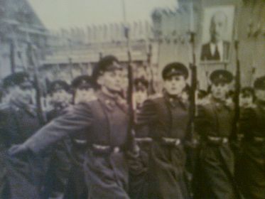 На параде 1955 г. Сын, Ильин А.Ф.Курсант пограничного училища Во втором ряду, третий по счёту.. 